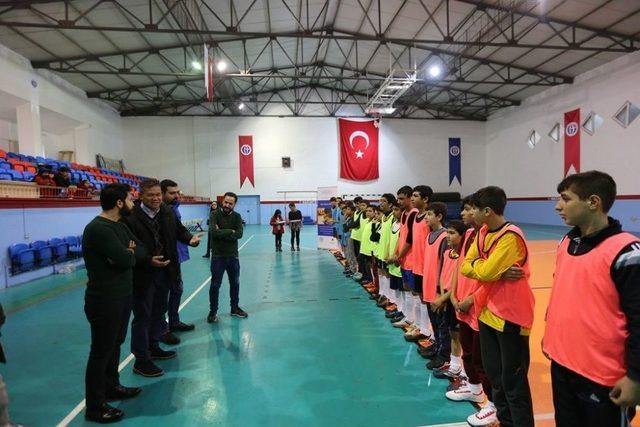 Suriyeli Ve Türk Çocuklara Kardeşlik Turnuvası