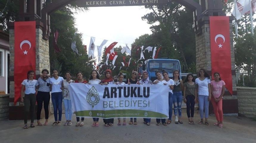 Artuklu&rsquo;nun Şanslı &Ccedil;ocukları