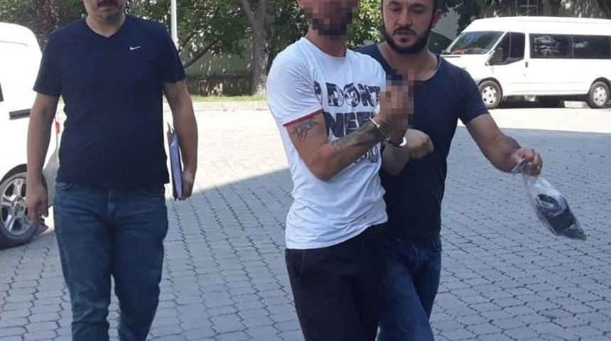 Uyuşturucu Sattığı İddia Edilen 2 Kişi Adliyeye Sevk Edildi