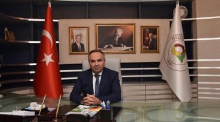 Başkan Ay, &ldquo;başarının Tek &Ouml;l&ccedil;&uuml;s&uuml; Karne Değildir&rdquo;