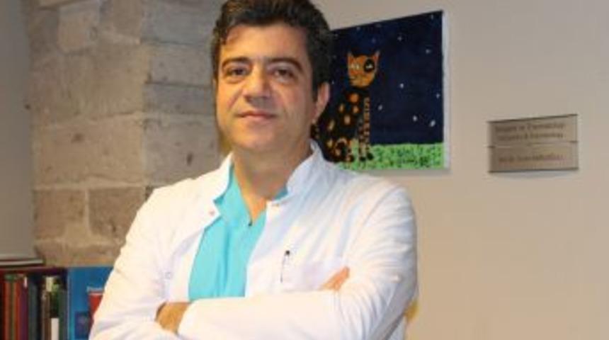 Karlı Havalarda Penguen Gibi Y&uuml;r&uuml;nmeli