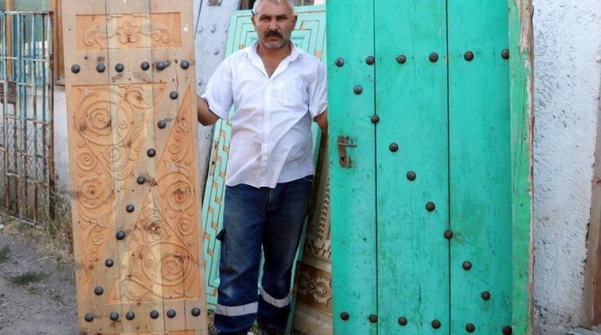 100 Liraya Alıyor, 5 Bin Liraya Satıyor