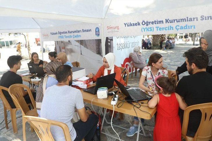 Yks Tercih Çadırı, Eyüp Sultan Camii Meydanında G5