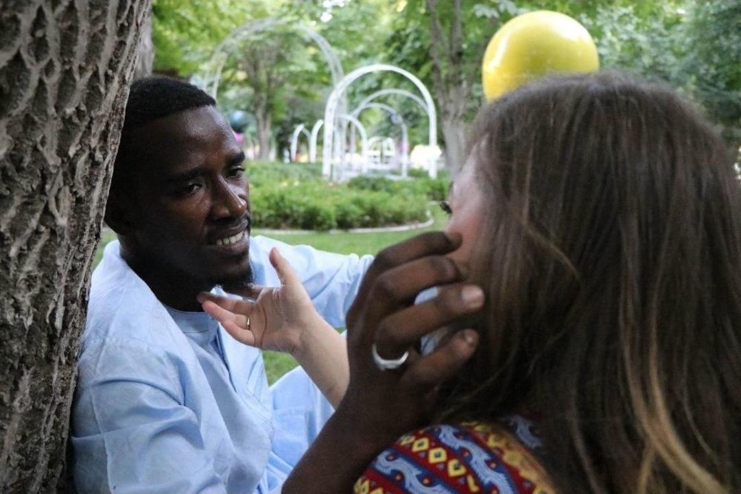 Aradığı Aşkı 5 Bin 500 Kilometre Uzaklıkta Buldu