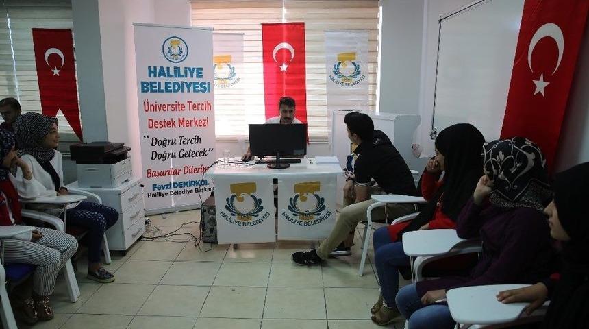 Haliliye Belediyesi Yks &Ouml;ğrencilerine Tercih Desteği Sağlıyor