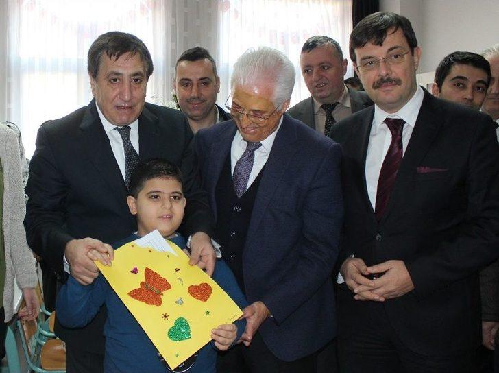 Bursa’da Yarım Milyon Öğrenci Karne Heyecanı Yaşadı G3