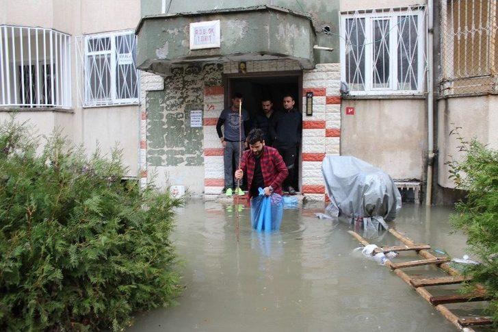Adıyaman’a 1 Aylık Yağış 1 Günde Düştü G3