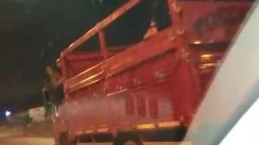 Kamyon Kasasında Tehlikeli Yolculuk