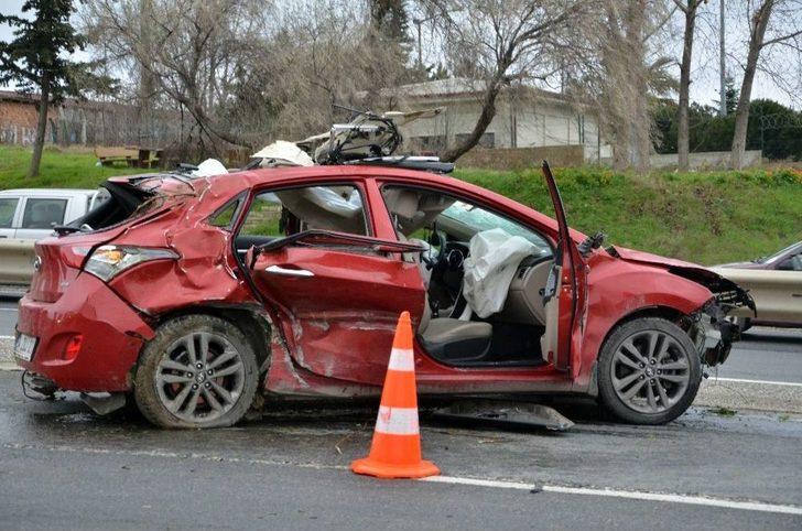 (özel Haber) Ağaçları Devirip, Metrelerce Sürüklendi G5