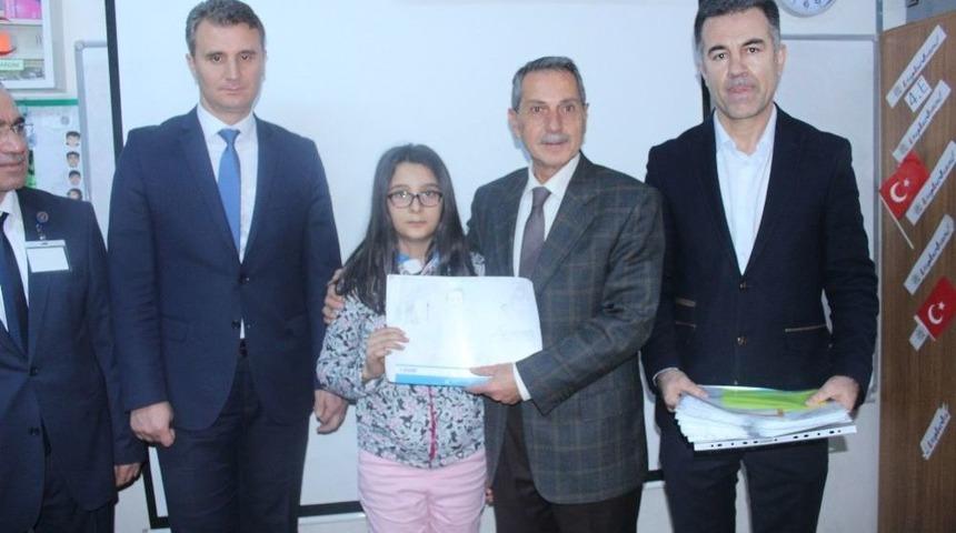 Adıyaman&rsquo;da 151 Bin 503 &Ouml;ğrenci Karne Sevinci Yaşadı