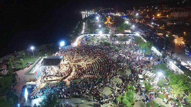 Trabzonlular, Darıca’da Horona Doydu