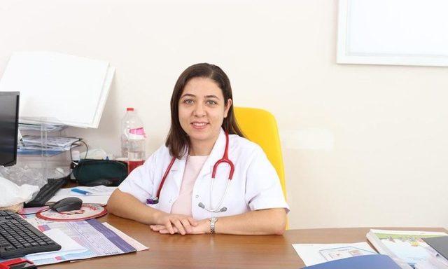 Dinar’da 3 Yeni Doktor Görevine Başladı