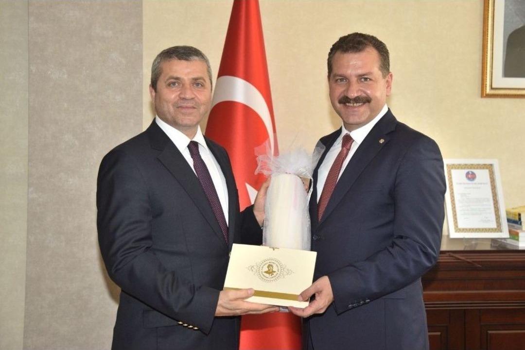 Başkan Yılmaz, Balıkesir Halkını Kurtdere G&uuml;reşleri&rsquo;ne Davet Etti