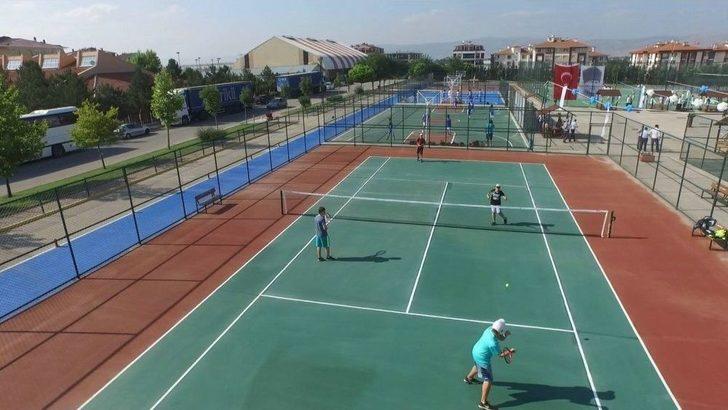 Odunpazarı Belediyesi’nden Ücretsiz Spor Alanları G2