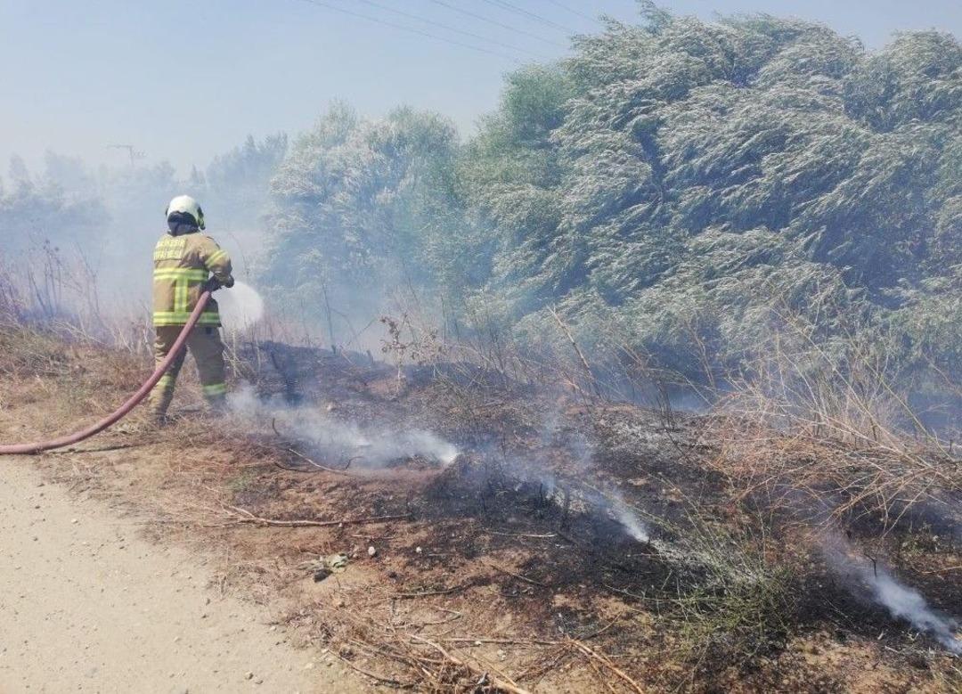 Edremit&rsquo;te Art Arda Yangın &Ccedil;ıktı