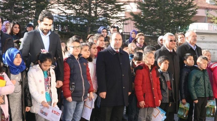 Kulu&rsquo;da 8 Bin 73 &Ouml;ğrenci Karnesini Aldı