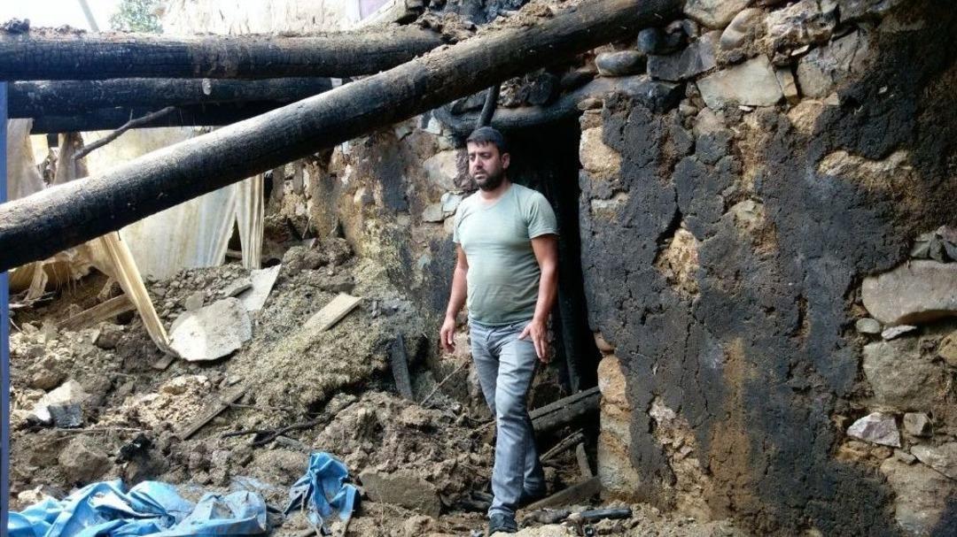 Bir Saatte B&uuml;t&uuml;n Birikimi K&uuml;l Oldu