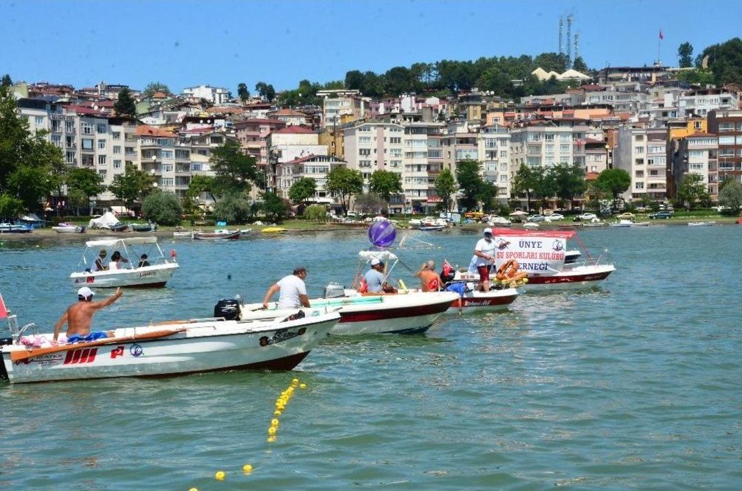 Genci Yaşlısı Su Sporlarında Buluştu