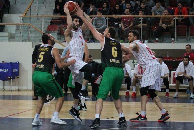 Türkiye Basketbol Lig: Yalova Group Belediyespor: 104 - Akhisar Belediye: 101