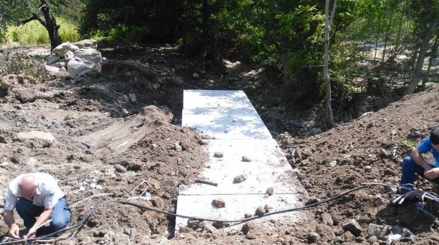 Manisa&rsquo;da Mahalle Arası Yollara Bakım &Ccedil;alışması