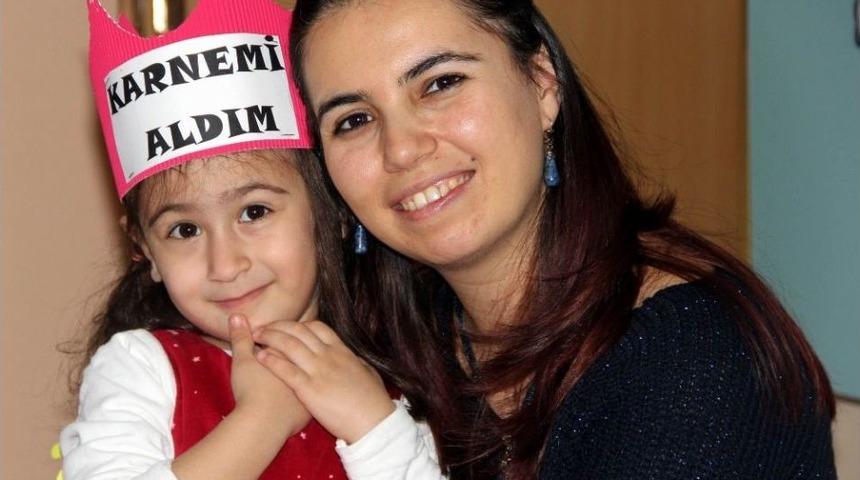 Nurten &Ouml;ğretmen En İyi 10&rsquo;a Adını Yazdırmak İ&ccedil;in &Ccedil;alışıyor