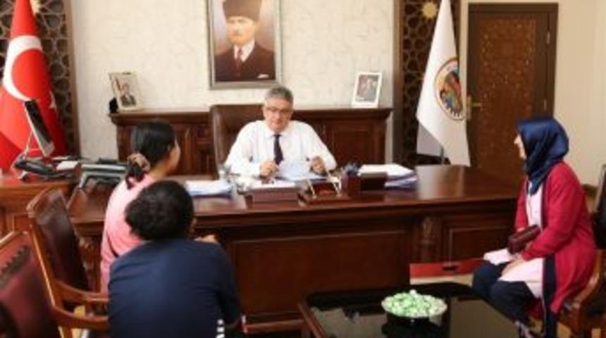 Vali Pekmez, Halk G&uuml;n&uuml; Toplantısını Ger&ccedil;ekleştirdi