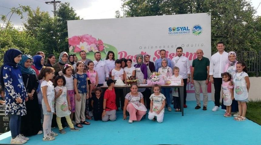 Geleneksel Pasta S&uuml;sleme Yarışması Sapanca&rsquo;da Devam Etti