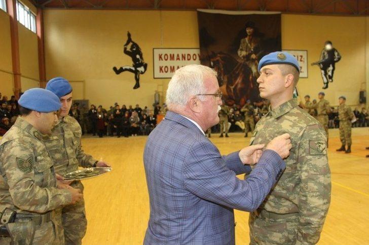 Komando Eğitimini Tamamlayan 154 Uzman Erbaş Brövelerini Taktı G3