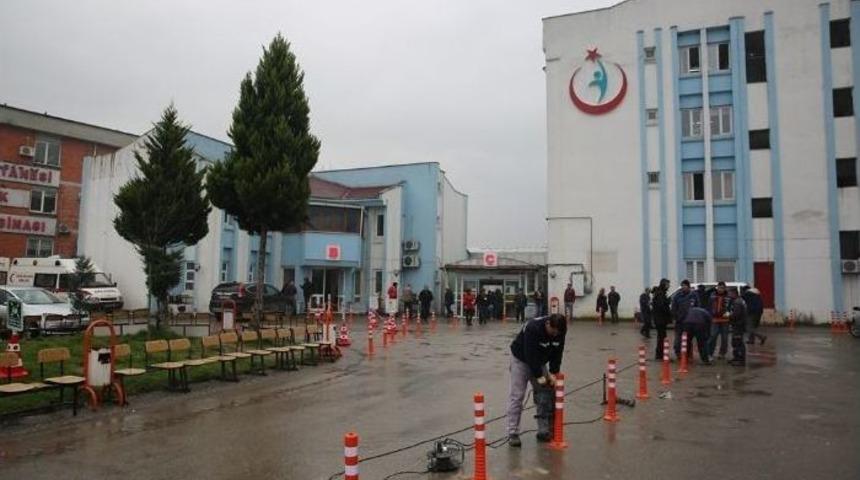 Uygunsuz Ara&ccedil; Parkına Delinat&ouml;rl&uuml; &Ccedil;&ouml;z&uuml;m