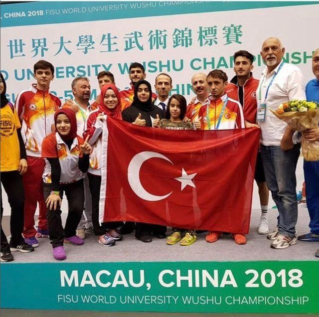 Wushu Şampiyonasında Dünya İkincisi Oldu