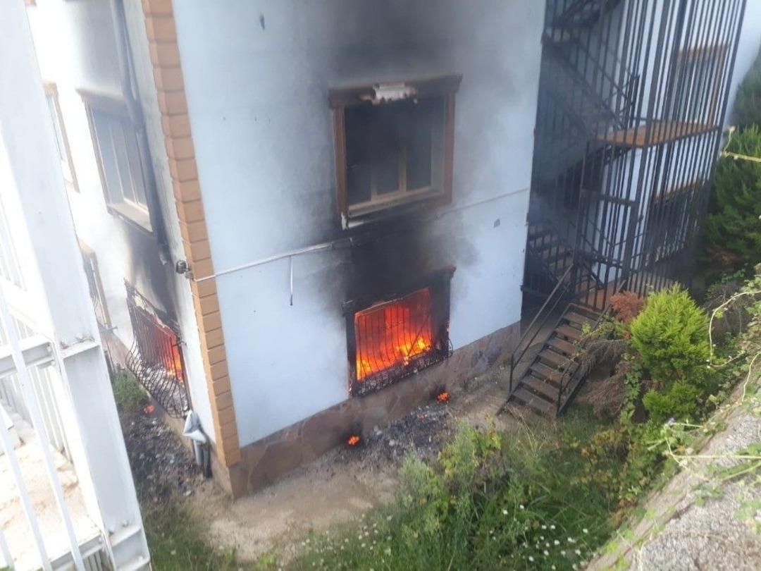 Fet&ouml;&rsquo;den Kapanan Yurtta &Ccedil;ıkan Yangın Korkuttu