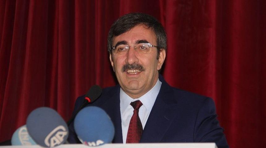 Ak Parti&rsquo;li Yılmaz: &ldquo;milli Gelirimizi 860 Milyar Dolara &Ccedil;ıkardık&rdquo;