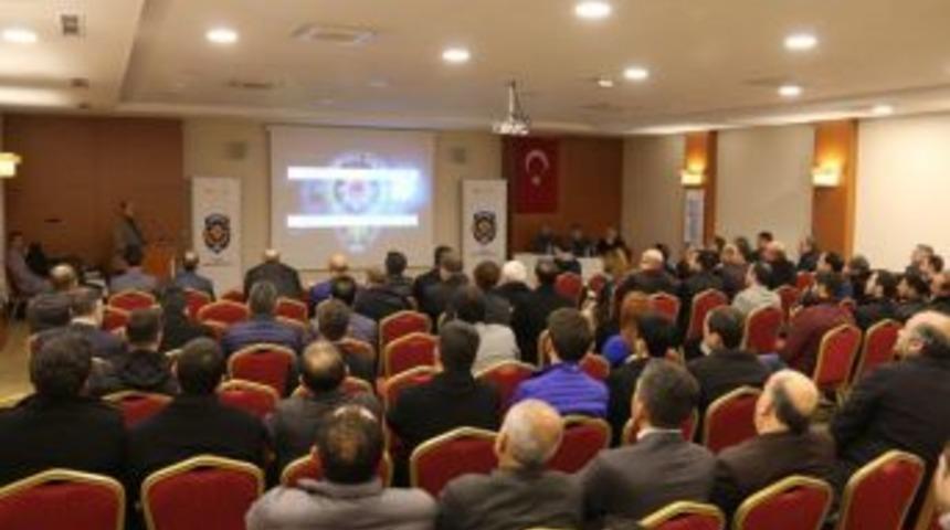 Elazığ&rsquo;da "kimlik Bildirme Kanunu" Semineri