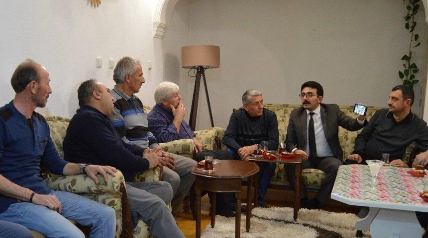 İl Başkan Mengi, Vatandaşı Evinde Dinliyor