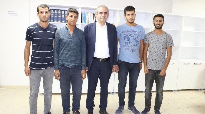 Haliliye Eğitim Merkezi, Gece Yarısına Kadar Hizmet Veriyor