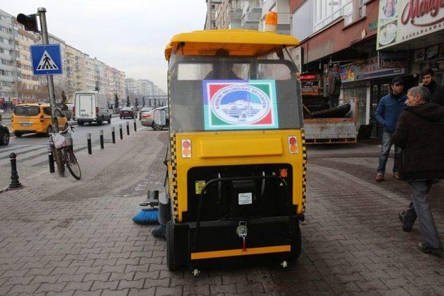 Melikgazi’de Elektrikli Süpürge Taksi Hizmete Girdi