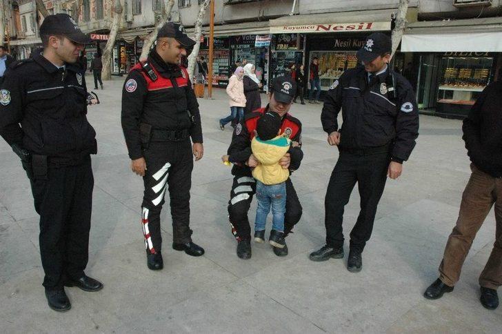 2 Yaşındaki Baki’nin Hayali Polis Olmak G1