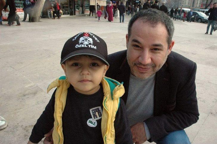 2 Yaşındaki Baki’nin Hayali Polis Olmak G4