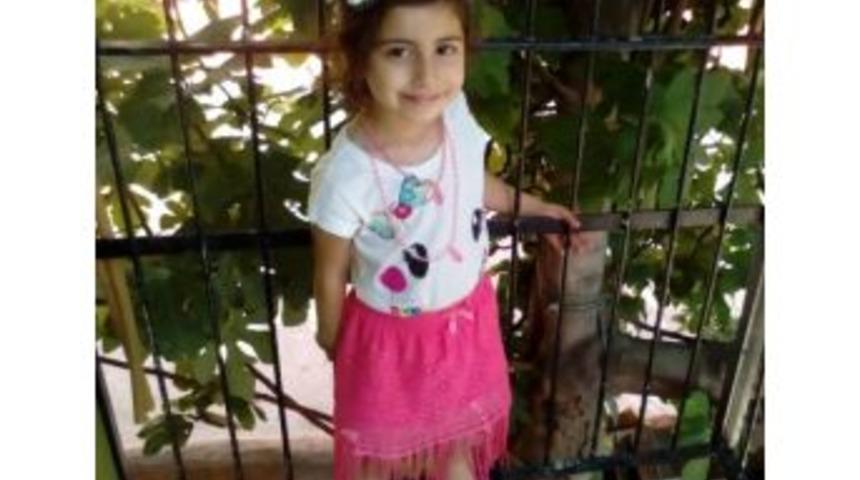 Adana&rsquo;da 7 Yaşındaki Kız &Ccedil;ocuğu Ara&ccedil; &Ccedil;arpması Sonucu &Ouml;ld&uuml;