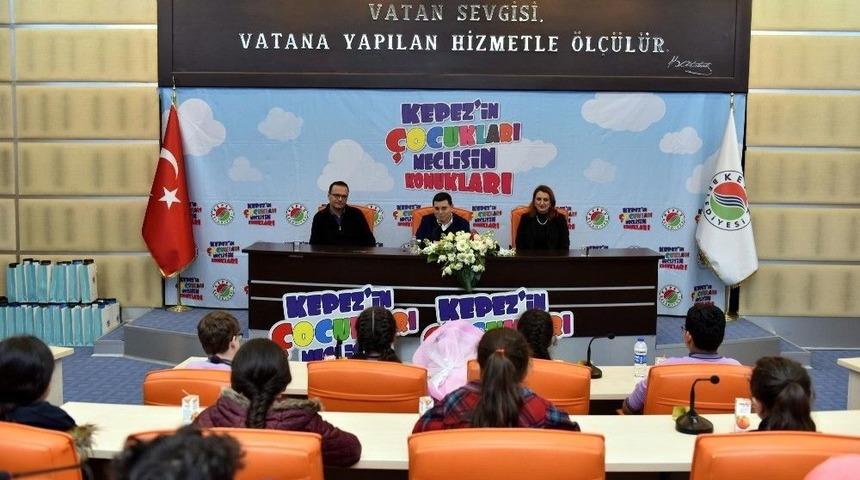 T&uuml;t&uuml;nc&uuml; Mecliste 700 &Ccedil;ocuk Ağırladı
