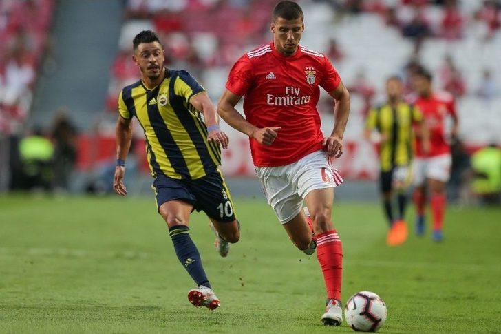 Uefa Şampiyonlar Ligi: Benfica: - Fenerbahçe: (ilk Yarı) G3