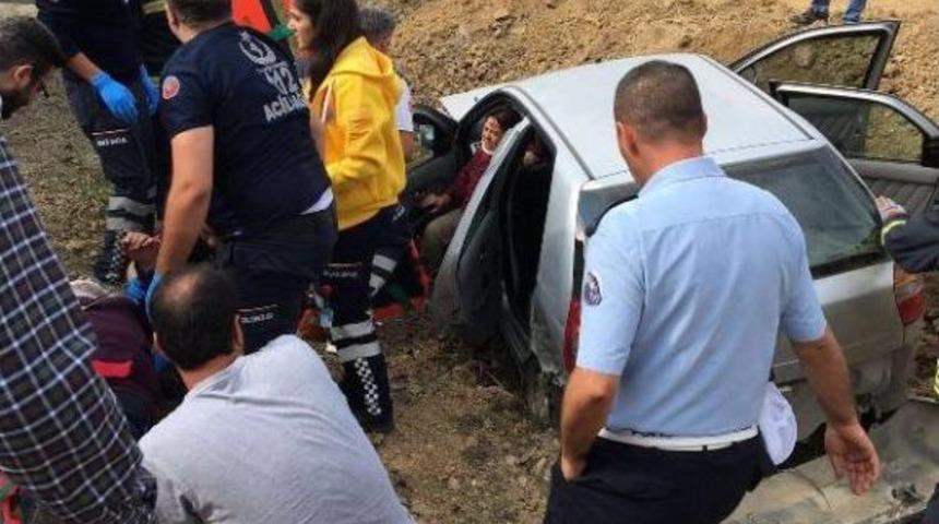 Bartın'da Kaza: 1 &Ouml;l&uuml;, 4 Yaralı
