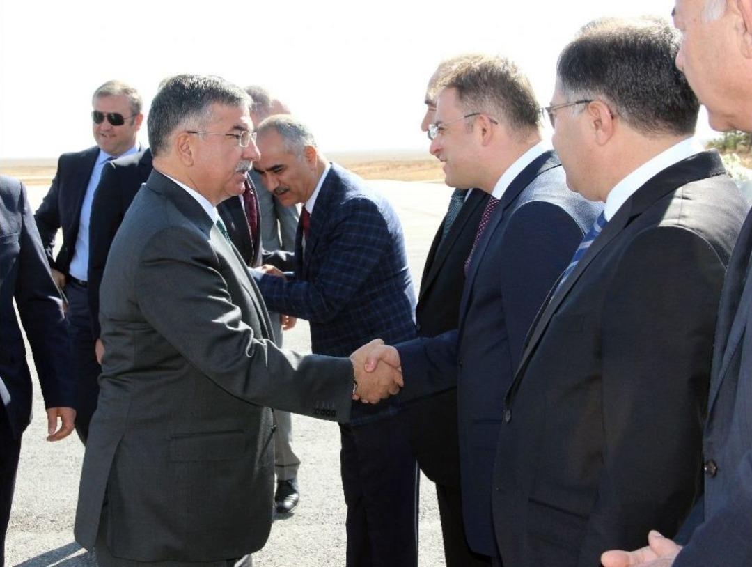 Bakan &Ouml;zl&uuml;:"hedefimiz 301 Osb&rsquo;ye Teknik Kolej A&ccedil;mak"