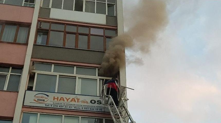 Karab&uuml;k&rsquo;te İş Yerinde Yangın