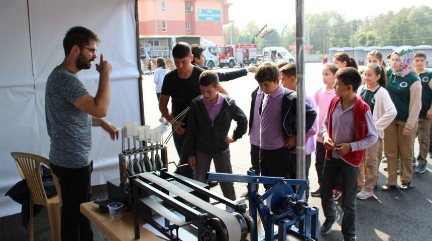 D&uuml;zce Belediyesi Bilim Şenliği Başladı