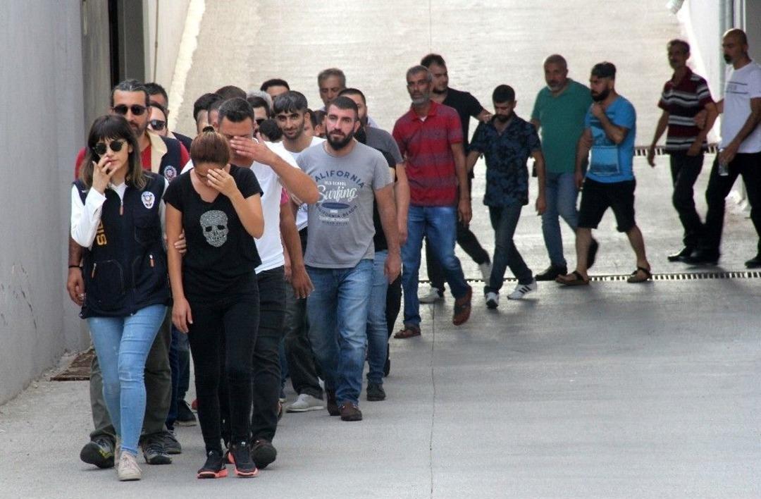 Yasa Dışı Bahis &Ccedil;etesinin Lideri Beden Eğitimi &Ouml;ğretmeni &Ccedil;ıktı