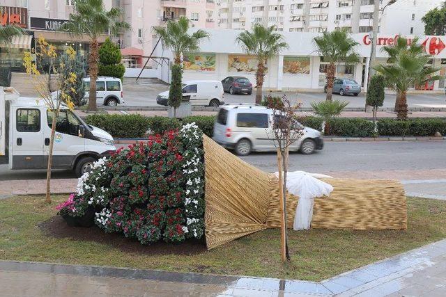 Mezitli Belediyesi Ekiplerinin Tasarımları Hayranlık Uyandırıyor