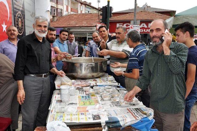 Sorgun’da Bin 500 Kişiye Aşure Dağıtıldı