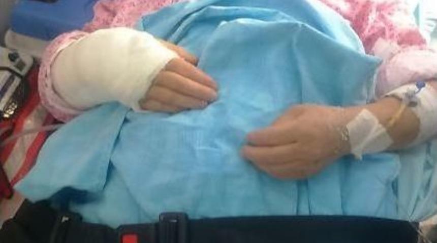 Hakkari Devlet Hastanesinde &rsquo;boyunluk&rsquo; Skandalı