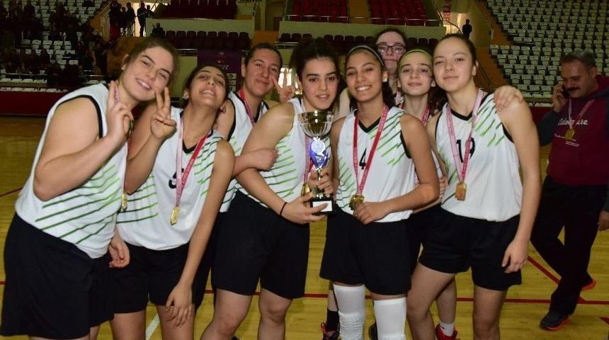 Okul Sporları Basketbol Şampiyonası Sona Erdi